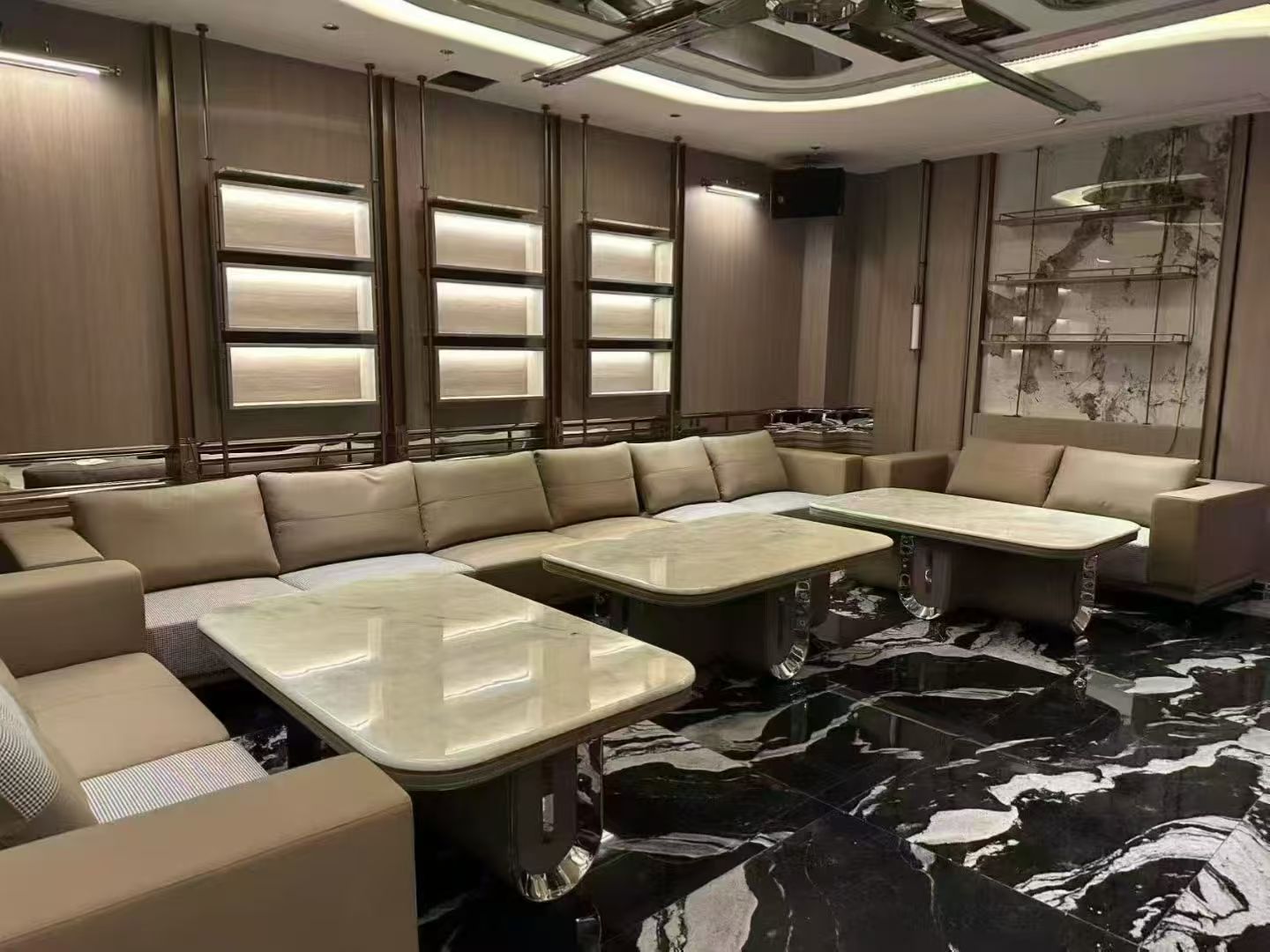 汇金KTV